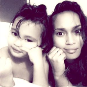 Meet your Posher, Maxine